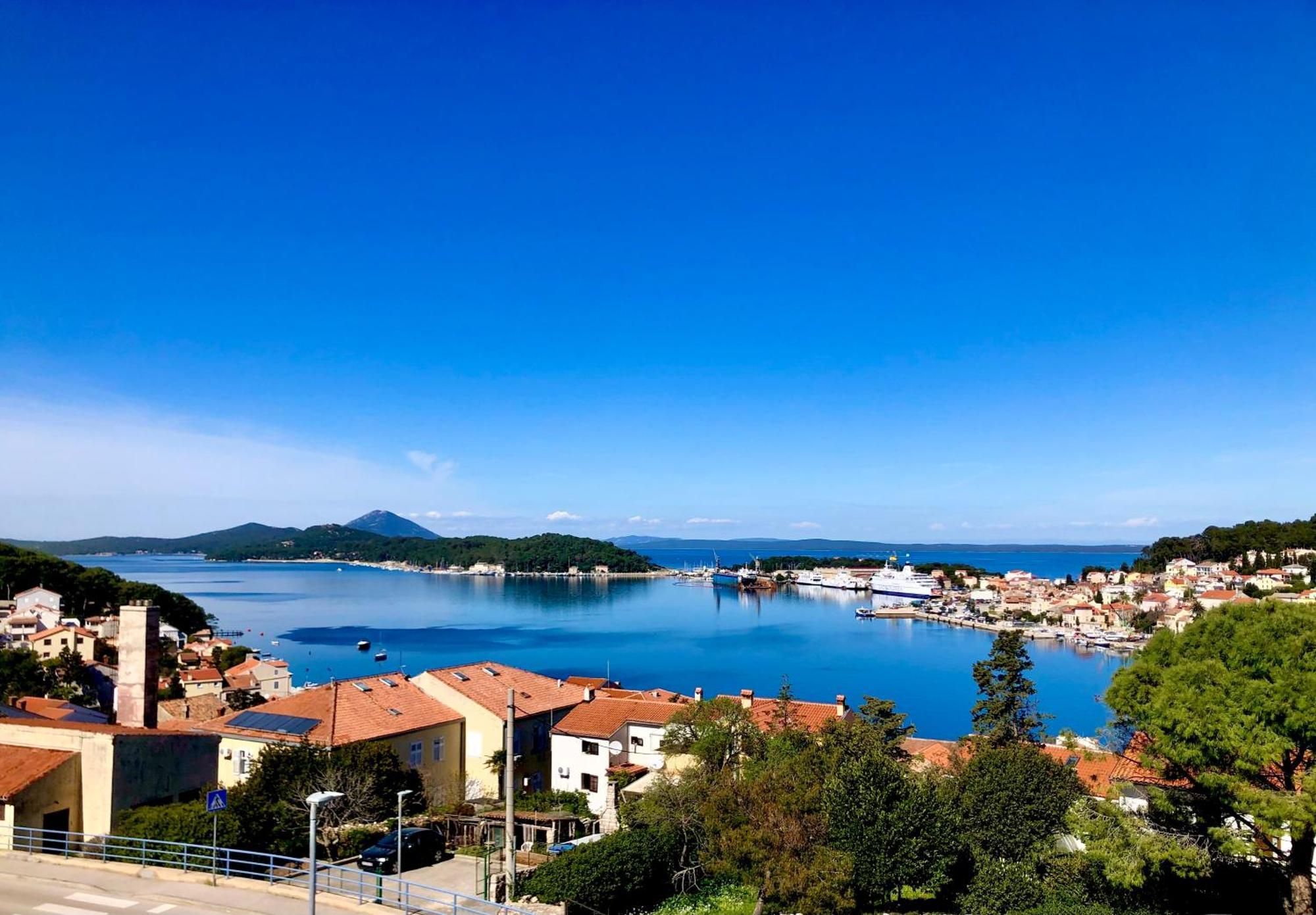 Beautiful View Apartment With Garage Space Mali Losinj Exterior photo