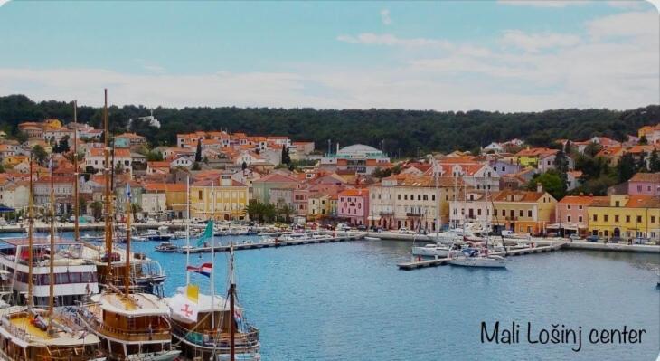 Beautiful View Apartment With Garage Space Mali Losinj Exterior photo